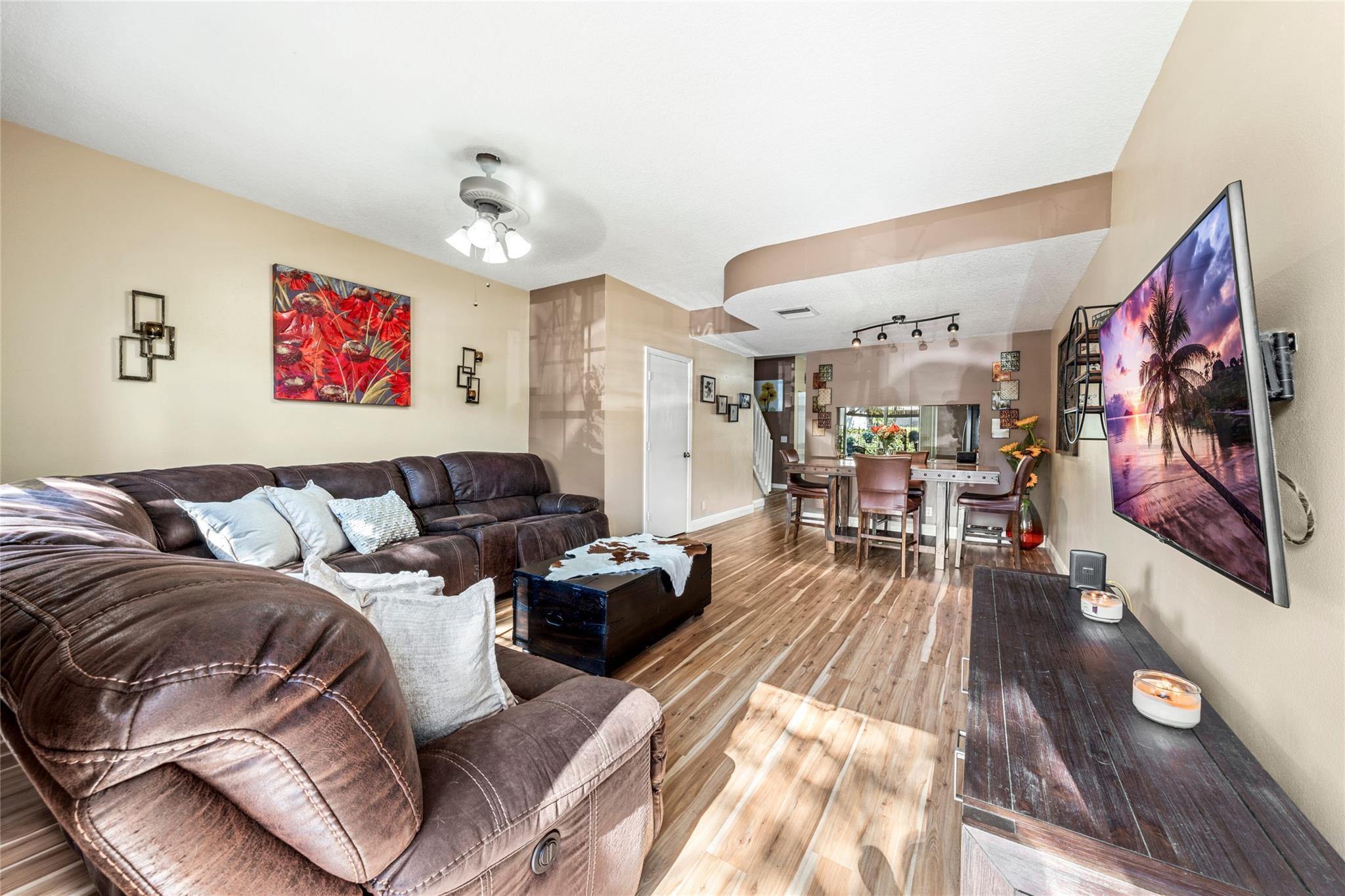 Coral Reef Club - Residential