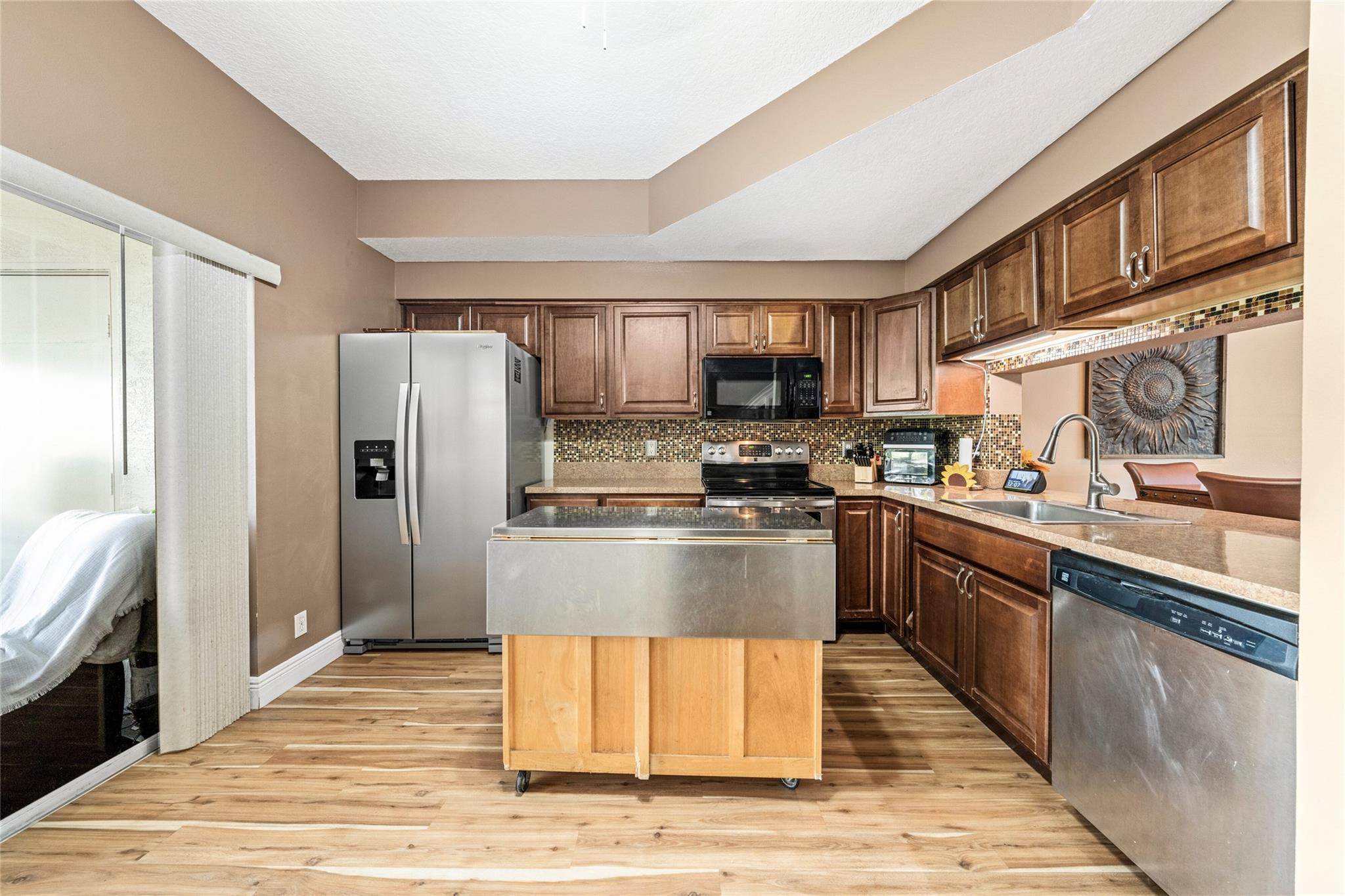 Coral Reef Club - Residential
