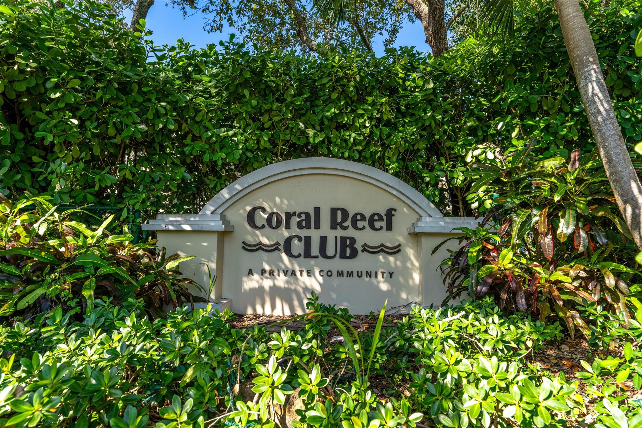 Coral Reef Club - Residential
