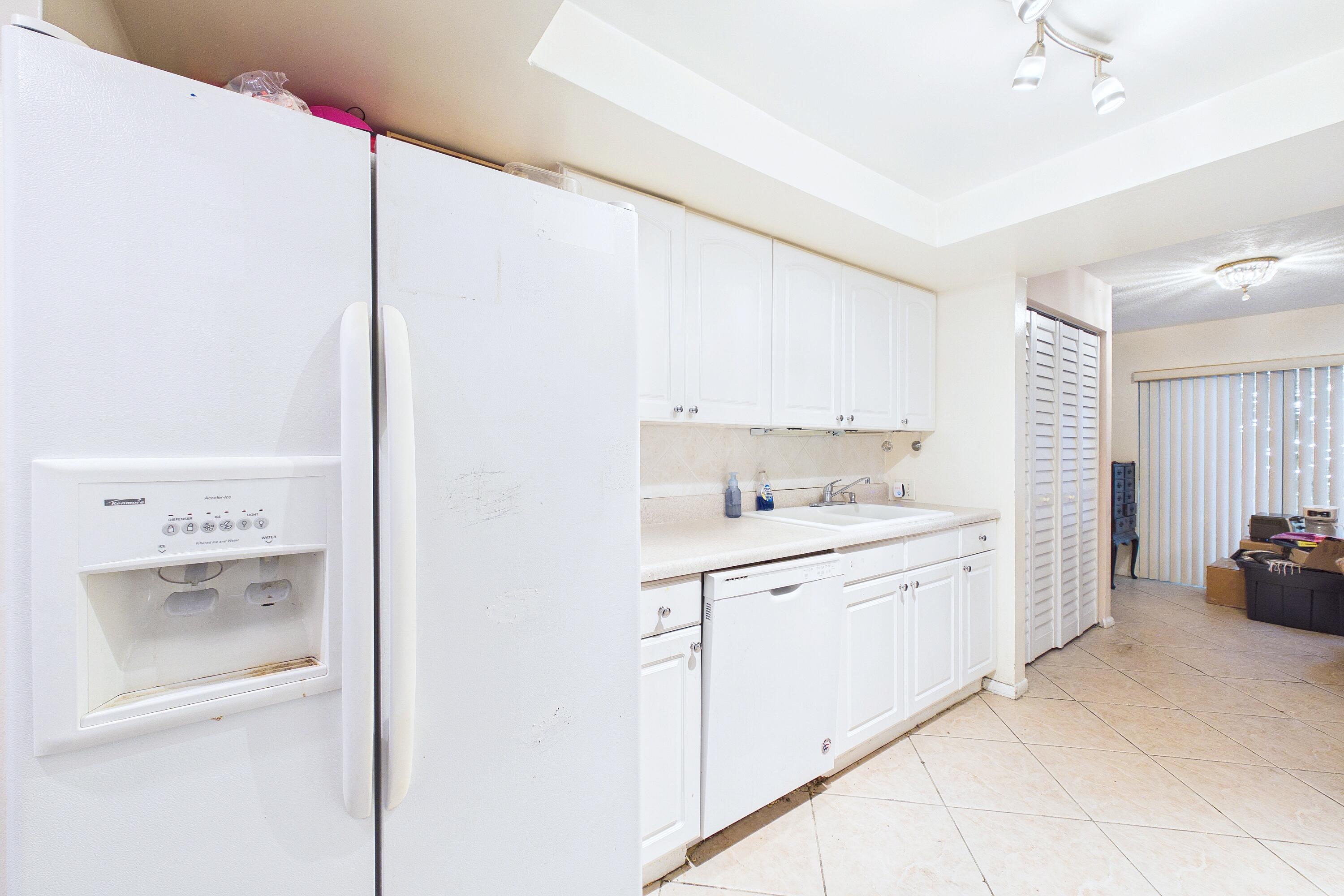 MAPLEWOOD TOWNHOUSES CONDO - Residential