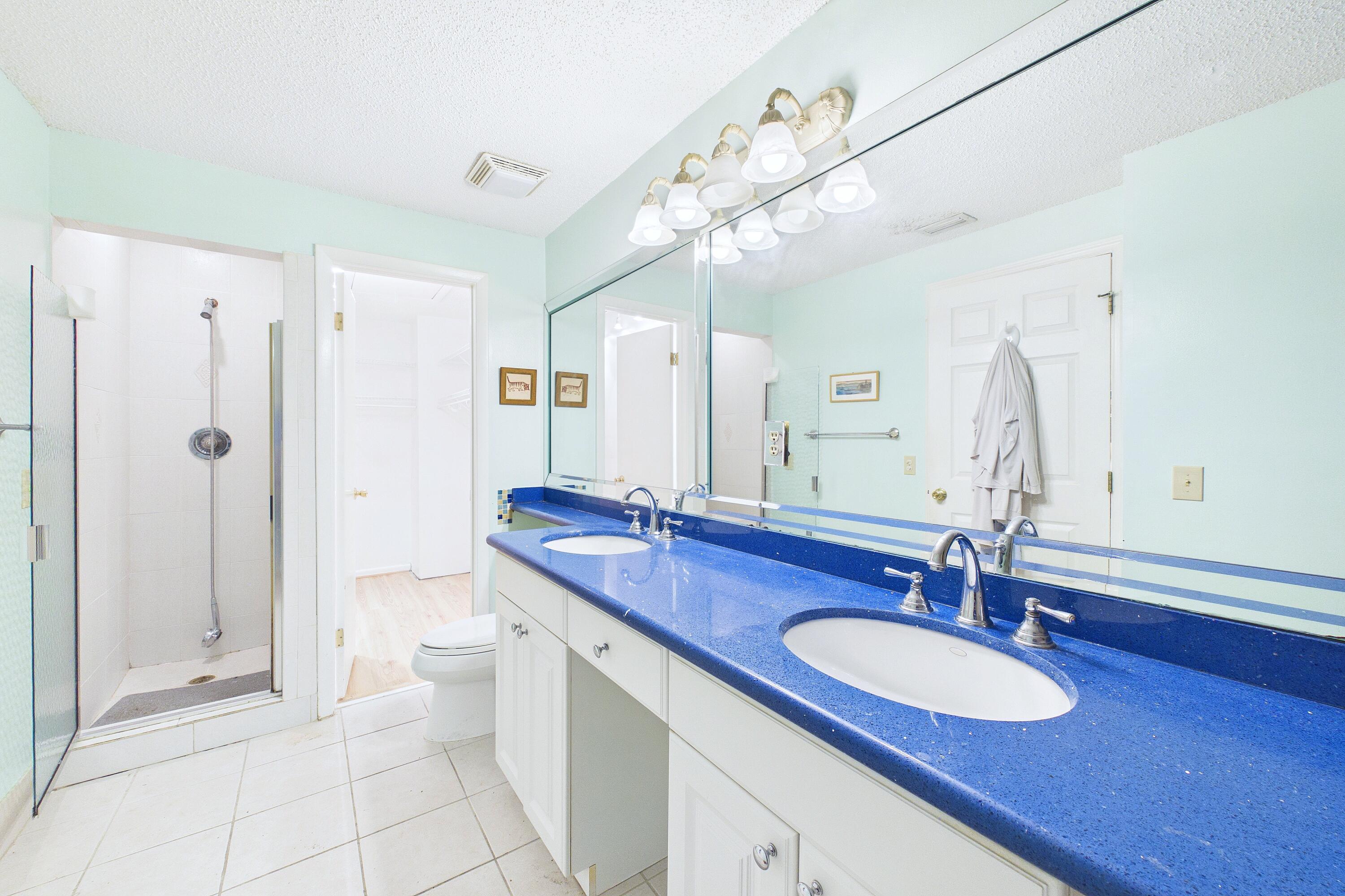 MAPLEWOOD TOWNHOUSES CONDO - Residential