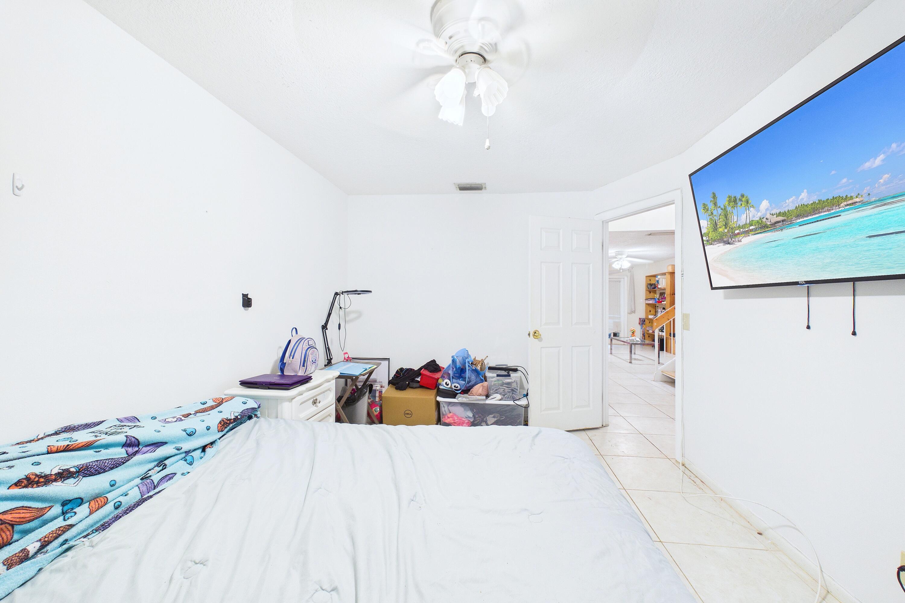 MAPLEWOOD TOWNHOUSES CONDO - Residential