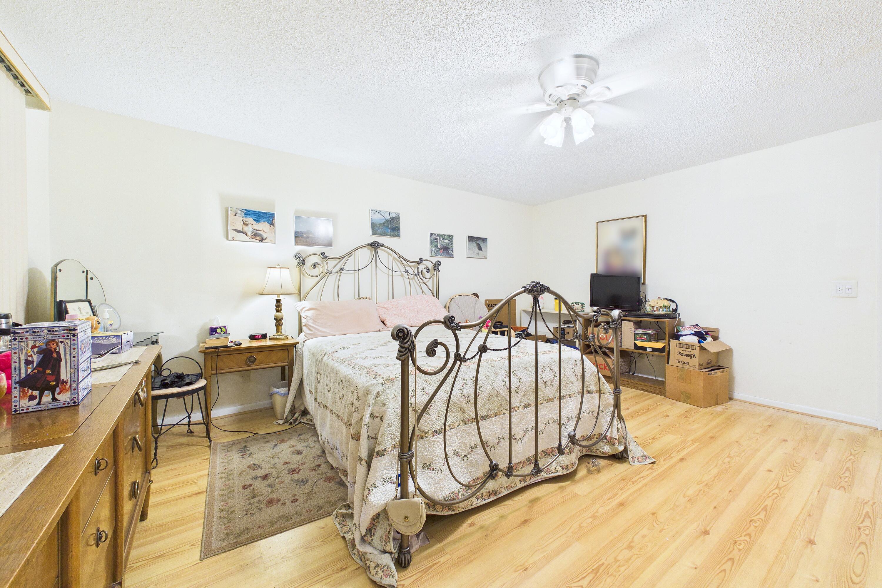 MAPLEWOOD TOWNHOUSES CONDO - Residential