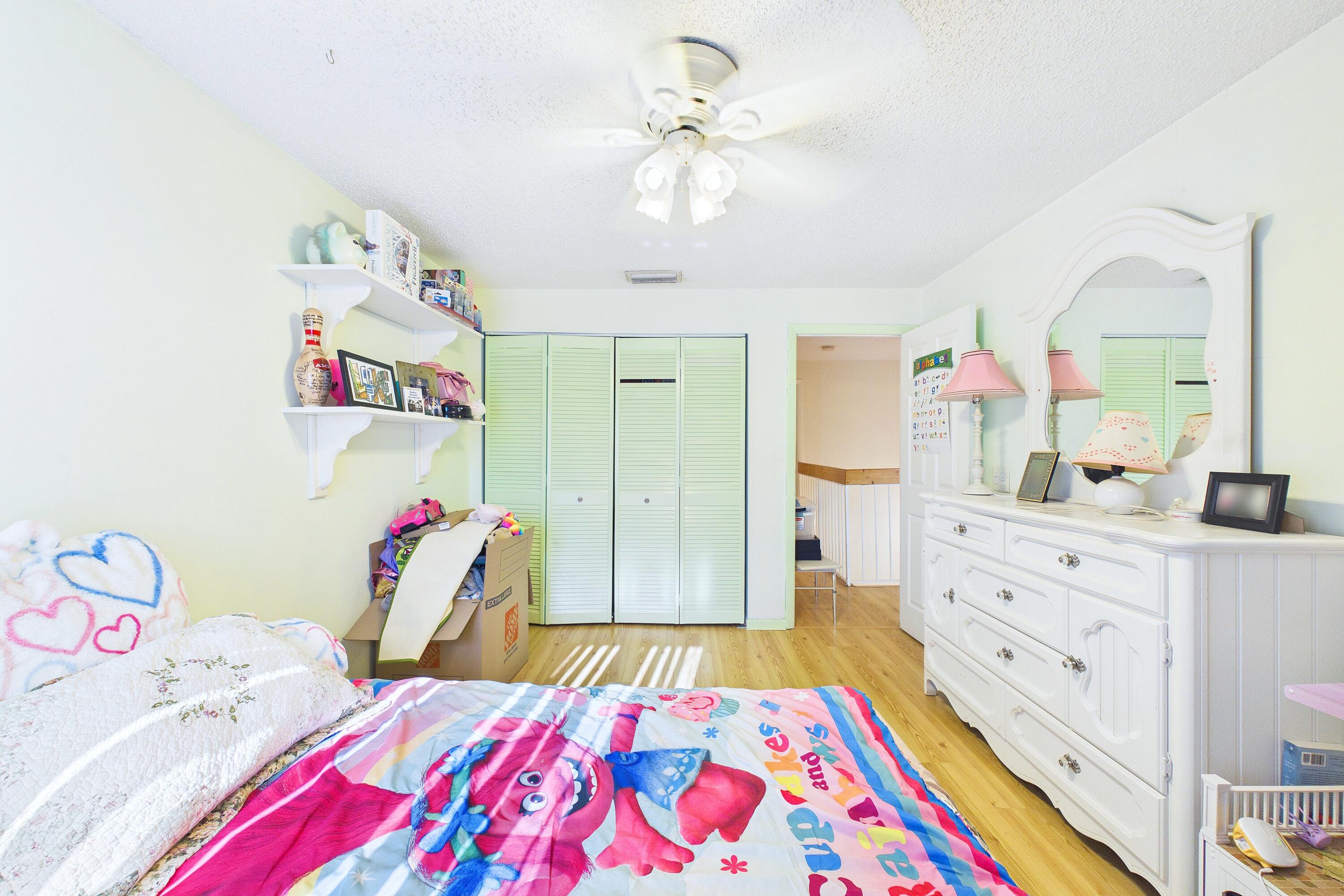 MAPLEWOOD TOWNHOUSES CONDO - Residential