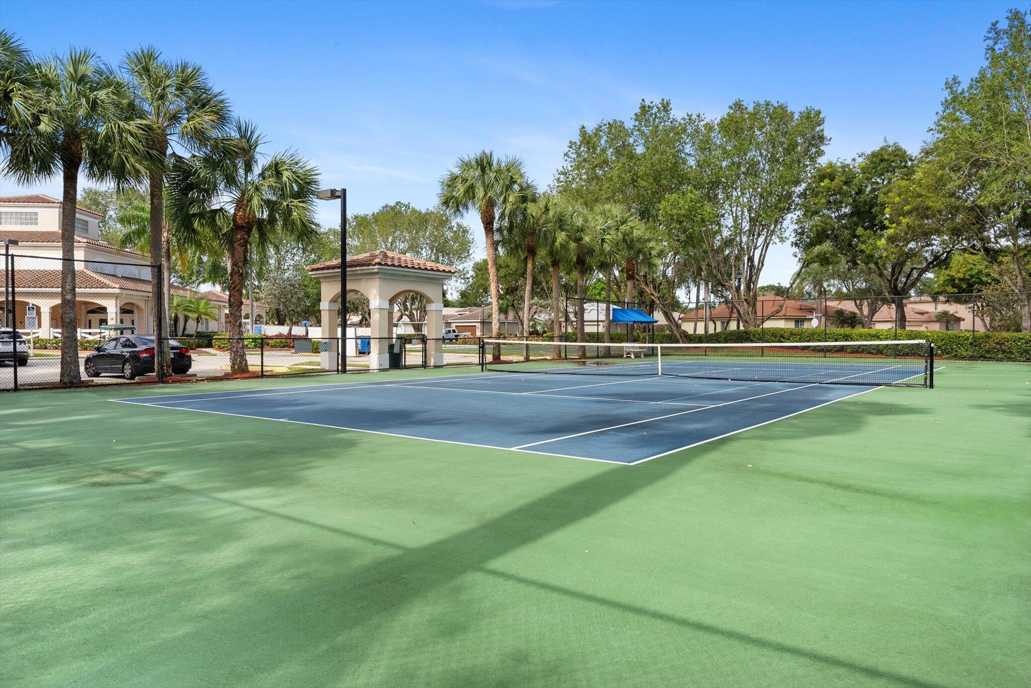 REGENCY LAKES AT COCONUT CREEK - Residential