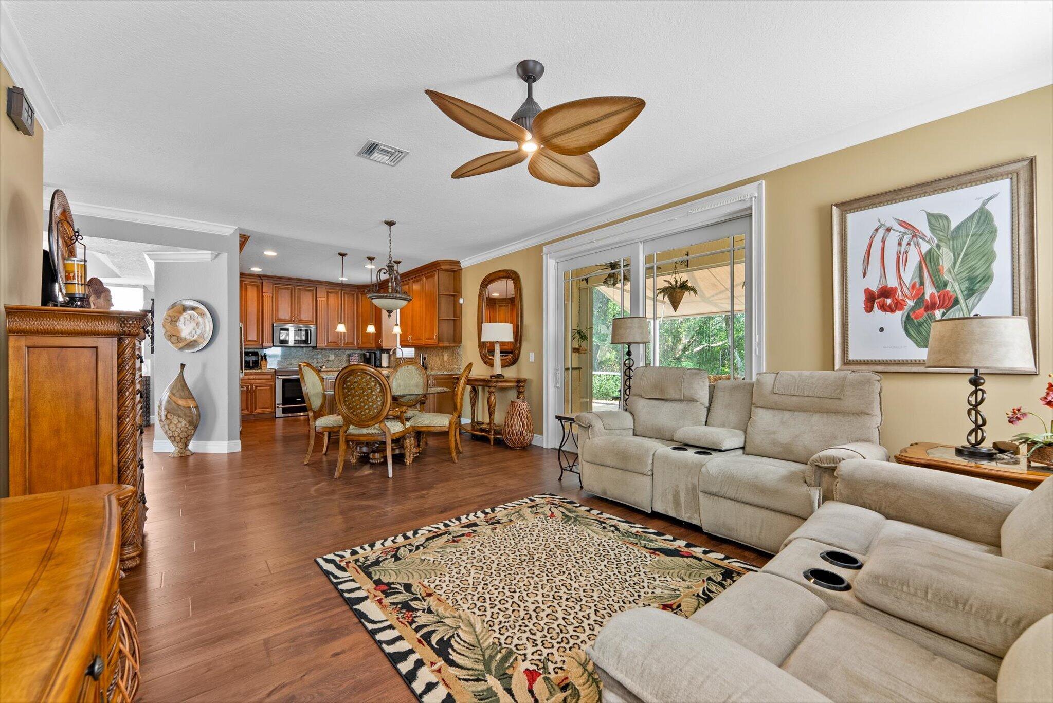 REGENCY LAKES AT COCONUT CREEK - Residential