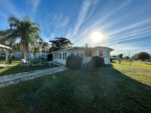 A home in Okeechobee