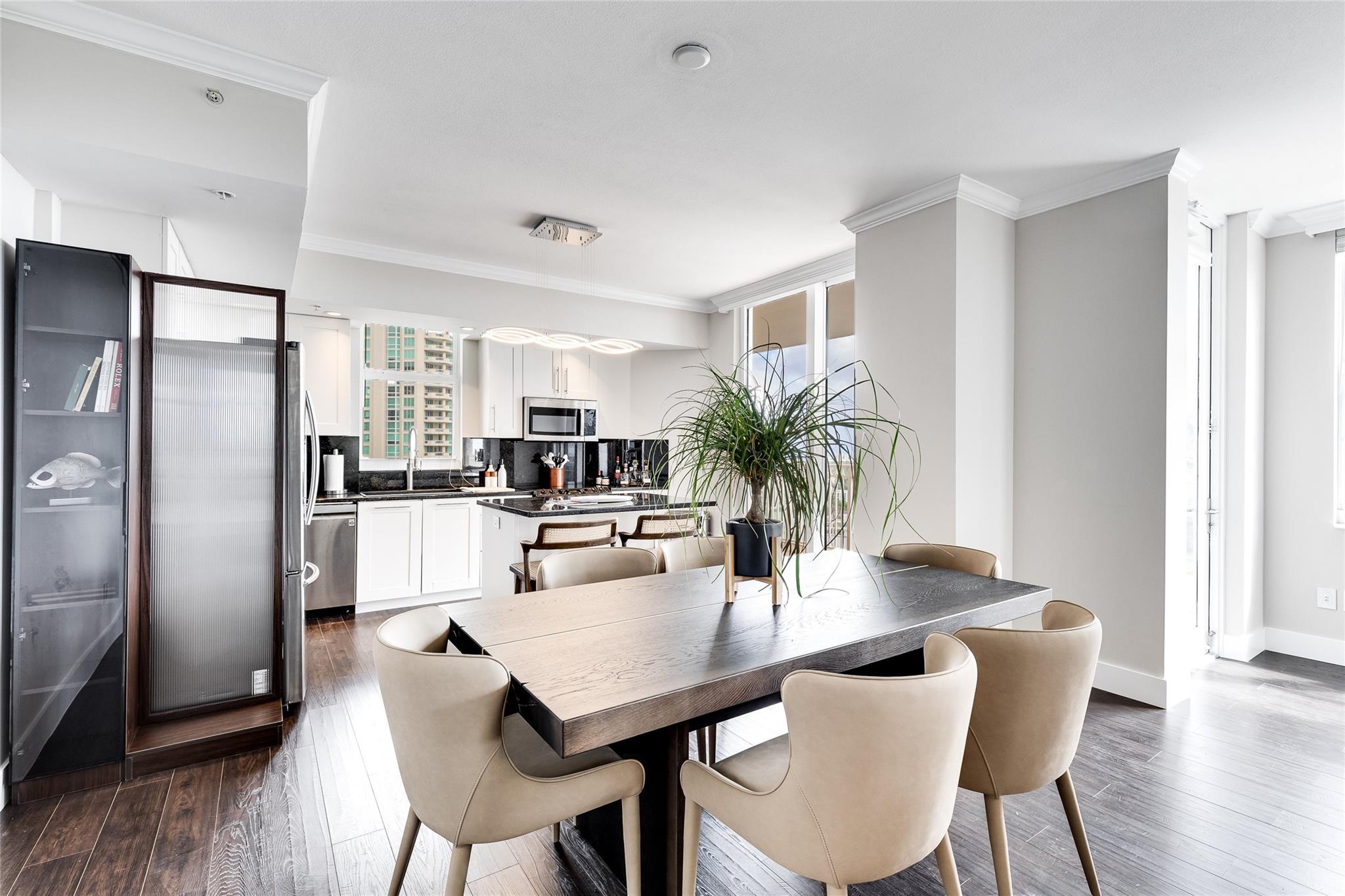 511 SE 5th Ave 2104