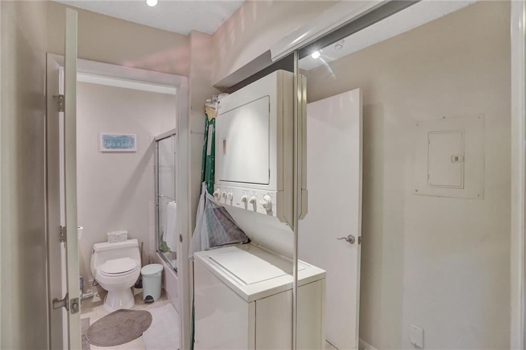 BOCA COVE CONDO - Residential