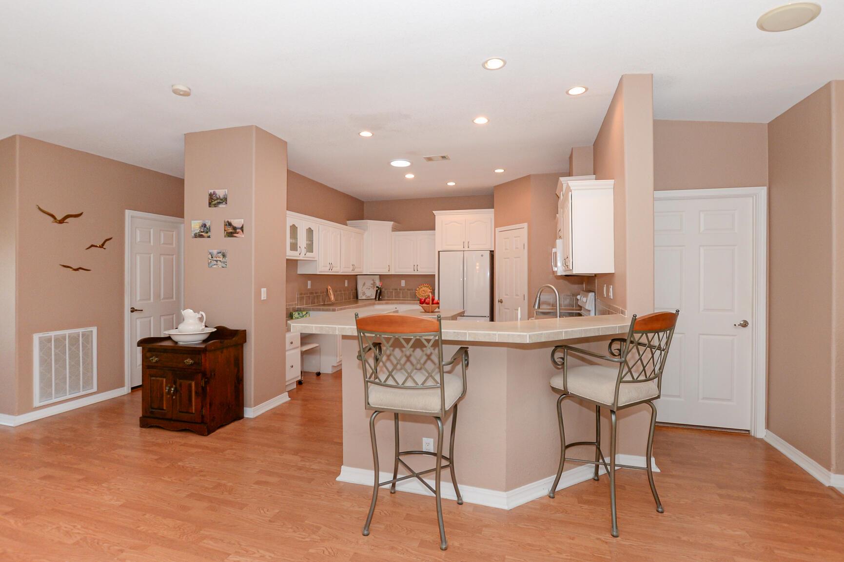 EAGLE'S RETREAT AT SAVANN - Residential