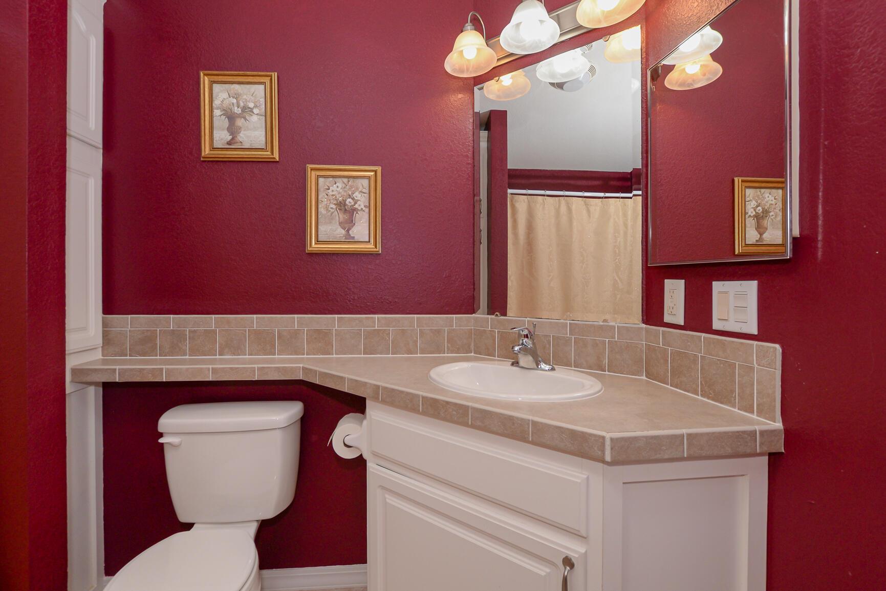 EAGLE'S RETREAT AT SAVANN - Residential