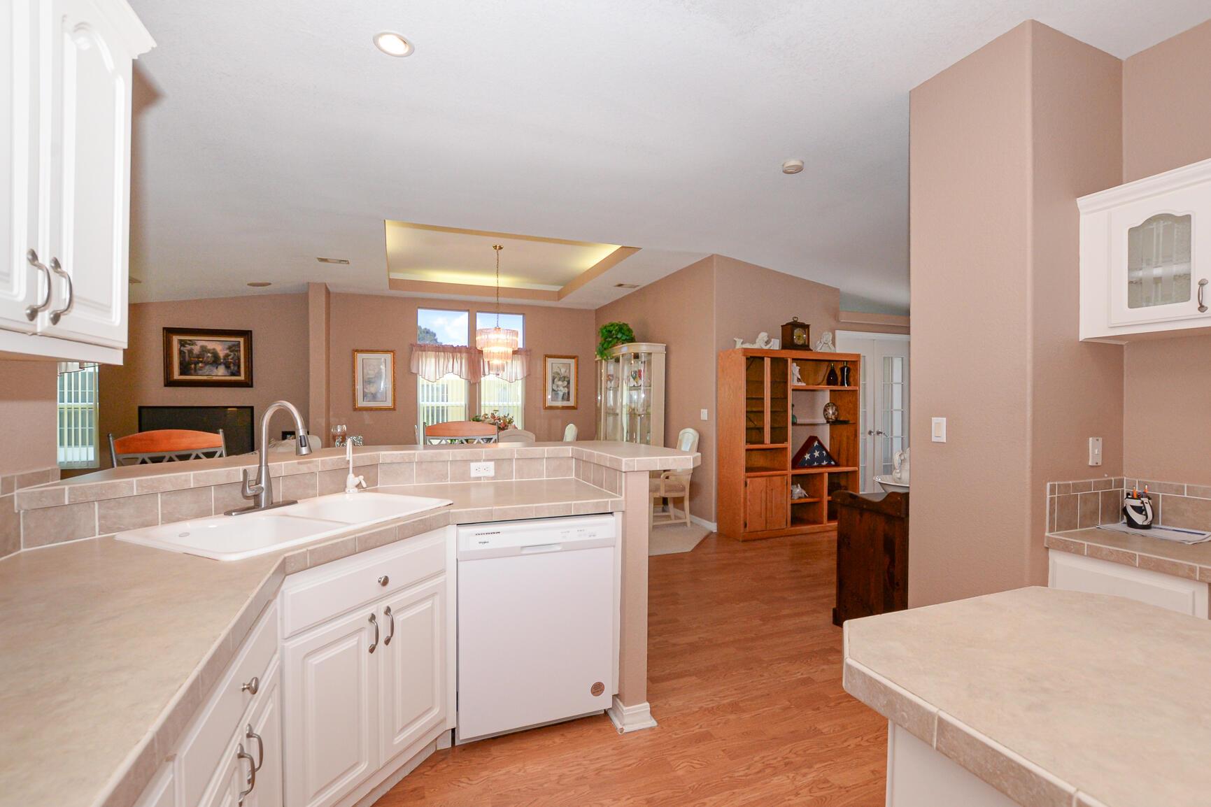 EAGLE'S RETREAT AT SAVANN - Residential