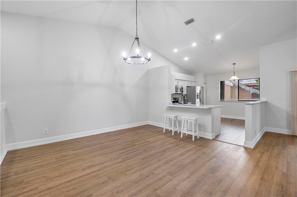 Mill Run Carriage Homes - Residential