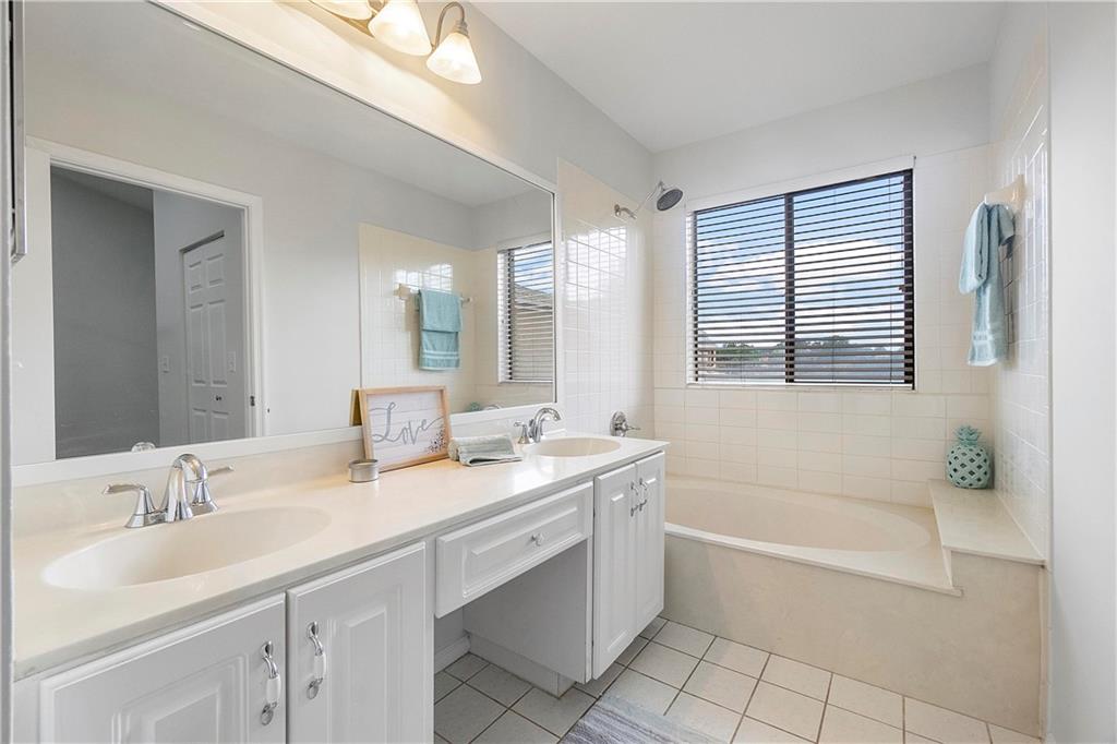 Mill Run Carriage Homes - Residential