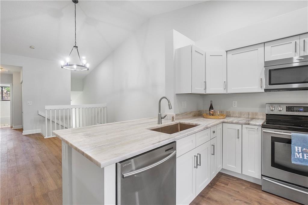 Mill Run Carriage Homes - Residential