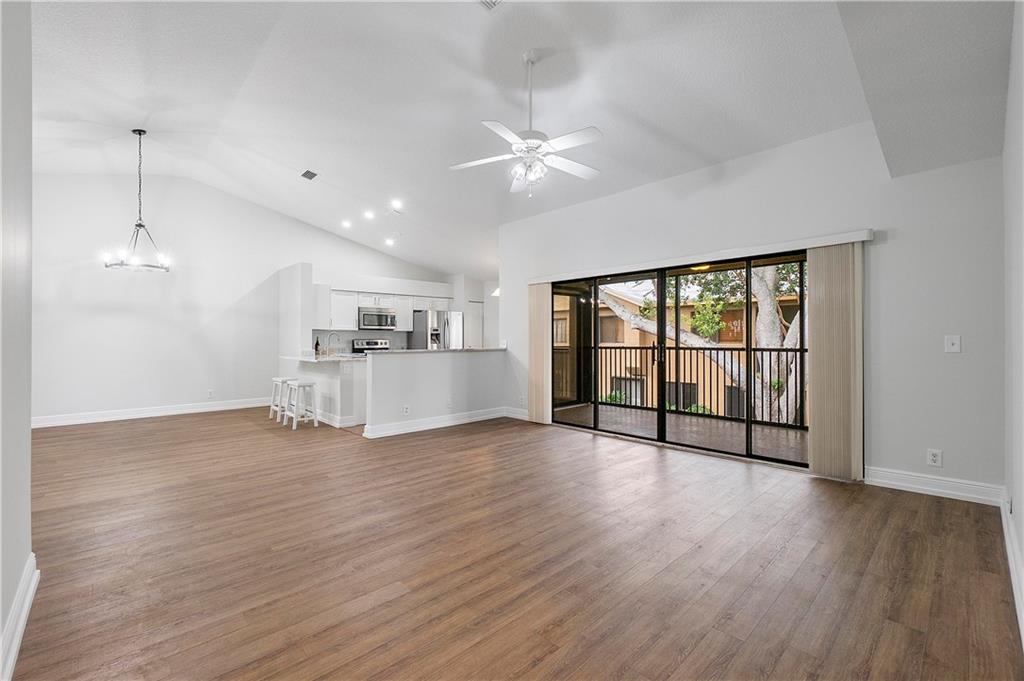 Mill Run Carriage Homes - Residential