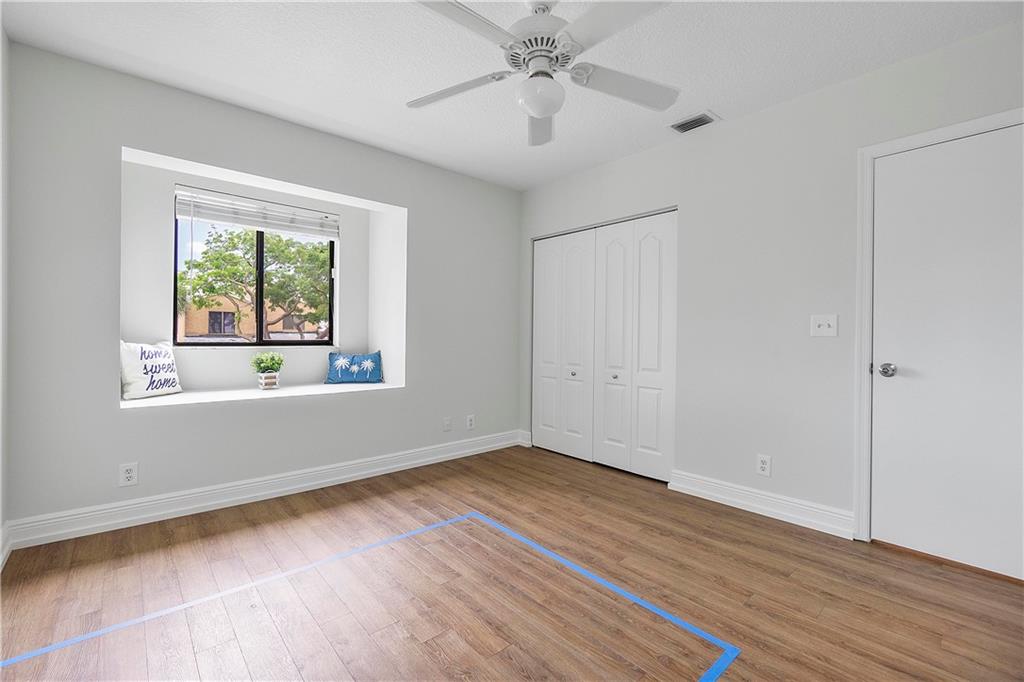 Mill Run Carriage Homes - Residential