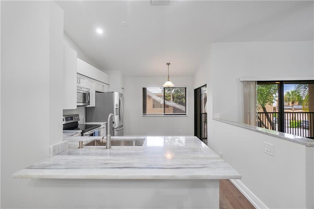 Mill Run Carriage Homes - Residential