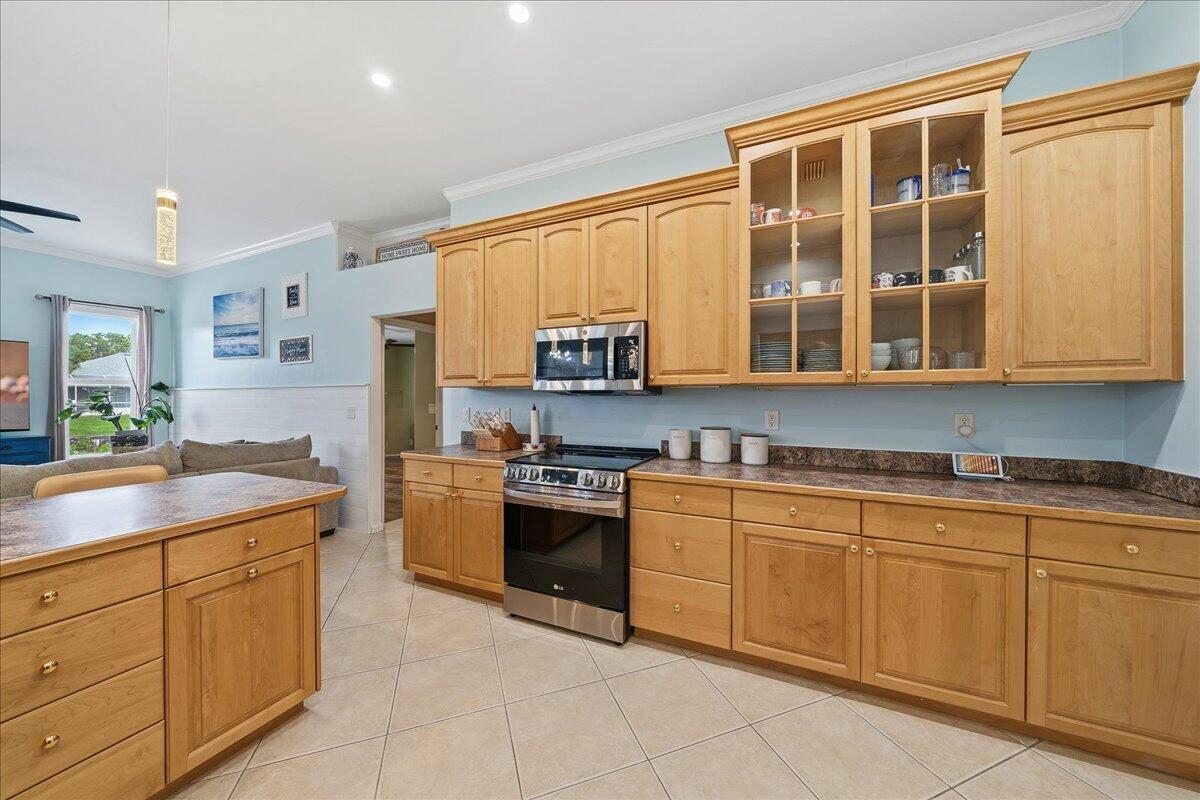 SEBASTIAN HIGHLANDS UNIT 11 - Residential