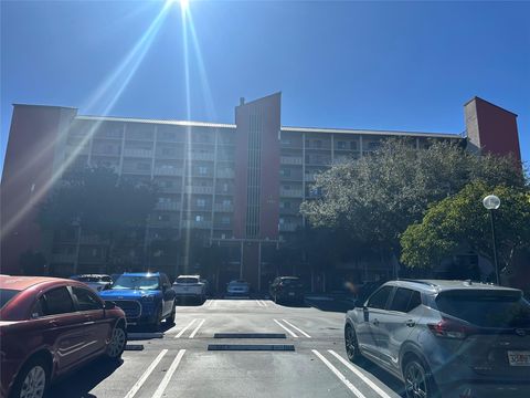 2206 S Cypress Bend Dr 305 Pompano Beach FL 33069