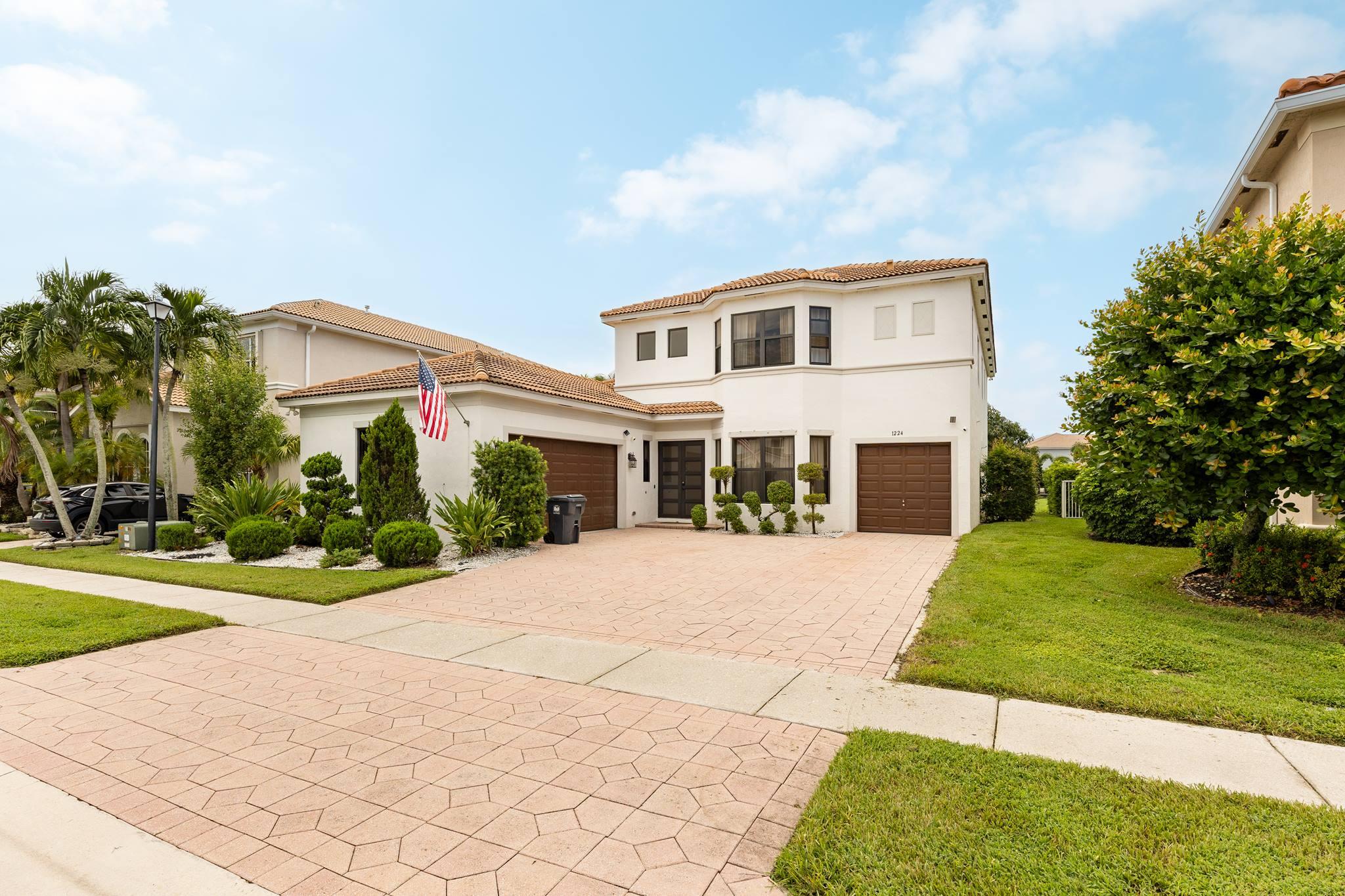 1224 BAY VIEW Way