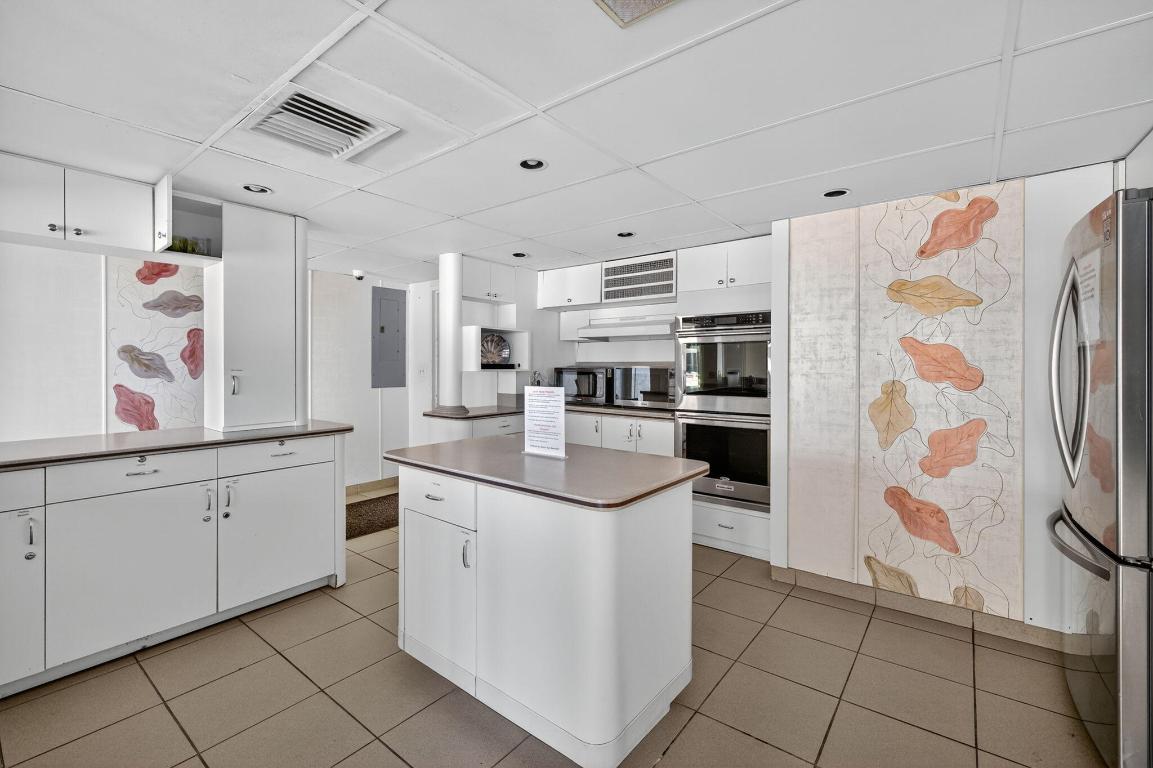 OPAL TOWERS CONDO - Residential