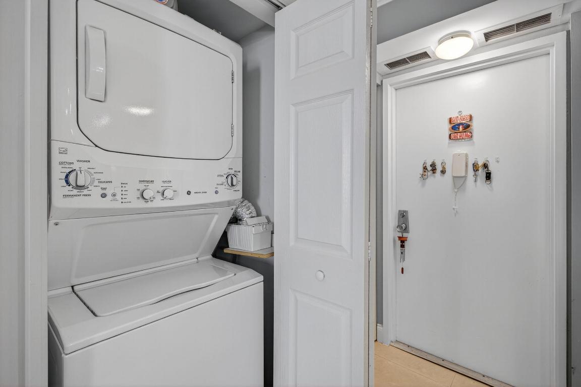 OPAL TOWERS CONDO - Residential