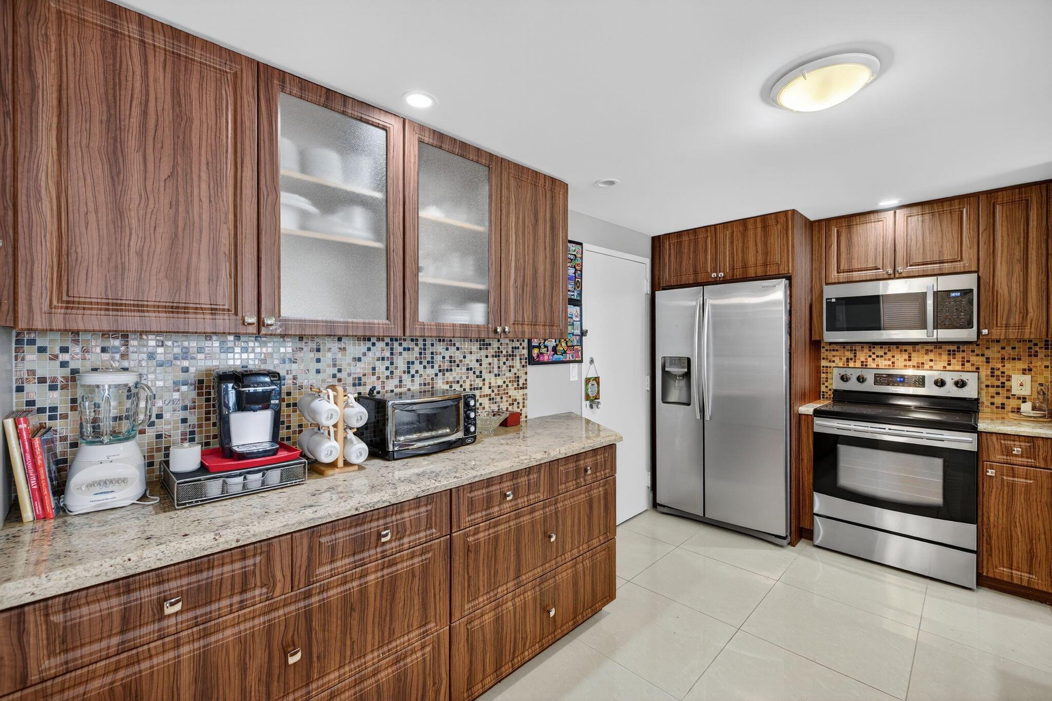 OPAL TOWERS CONDO - Residential