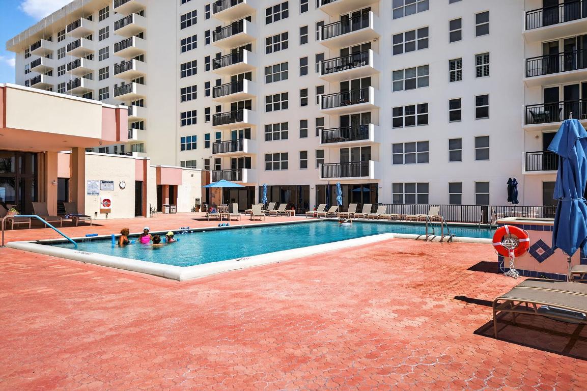 OPAL TOWERS CONDO - Residential