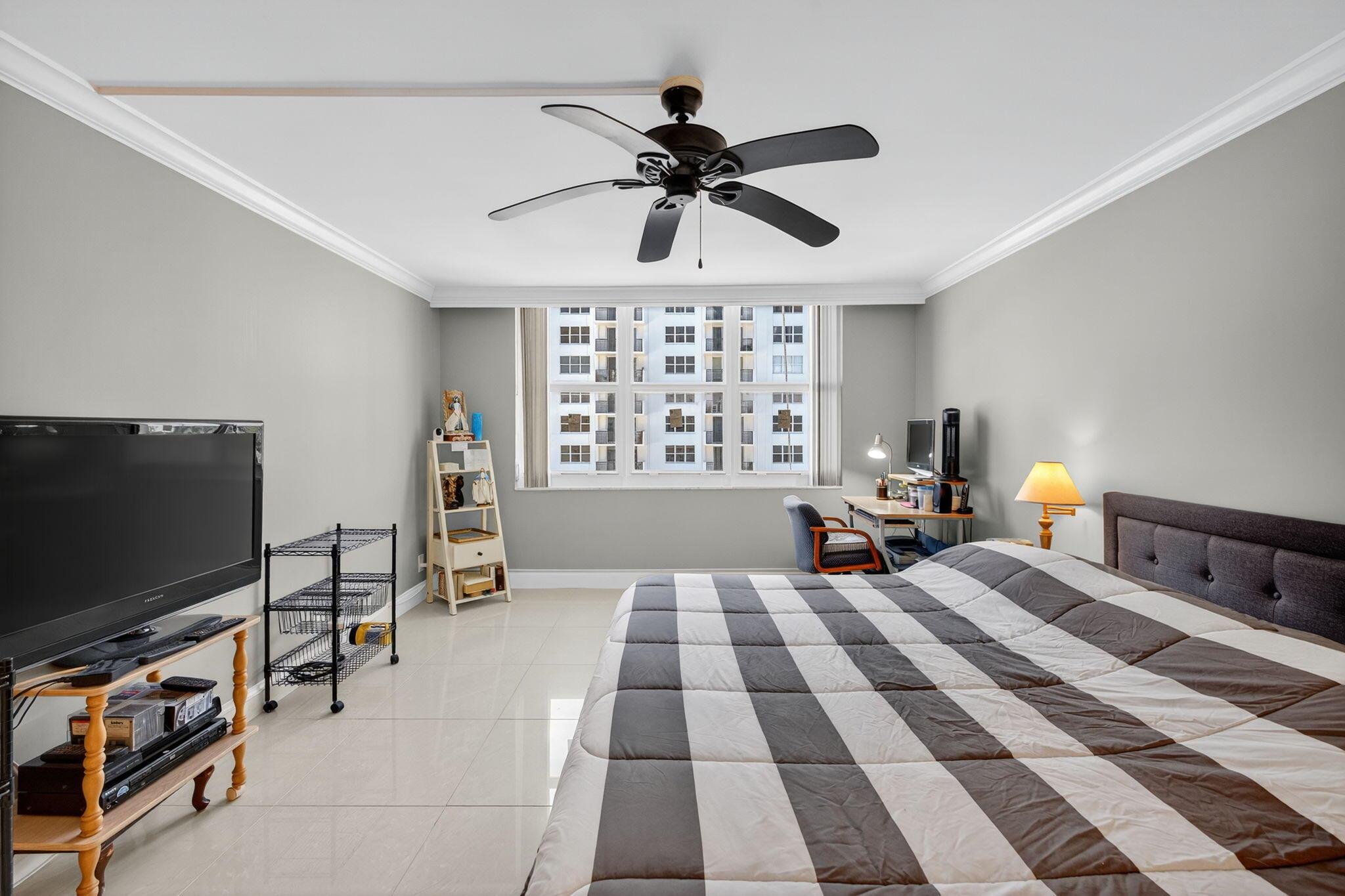 OPAL TOWERS CONDO - Residential