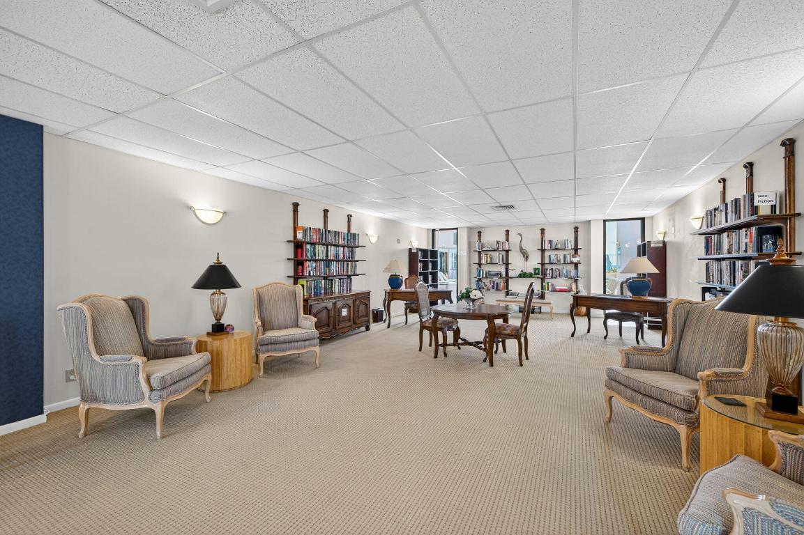 OPAL TOWERS CONDO - Residential