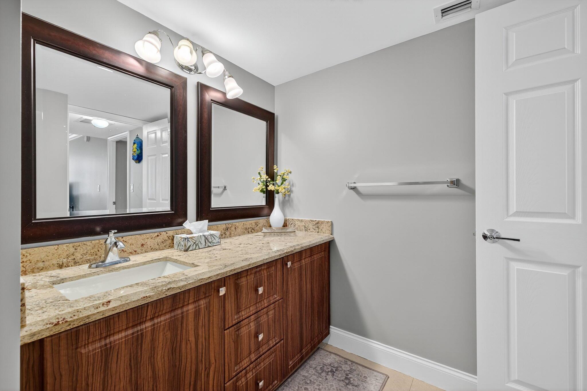 OPAL TOWERS CONDO - Residential