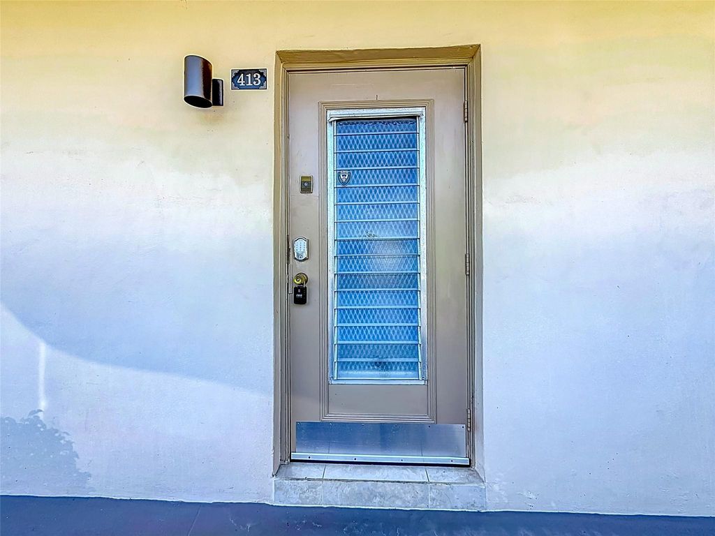 Photo of 4700 NW 35th Street #413, Lauderdale Lakes, FL 33319 (MLS # F10497124)