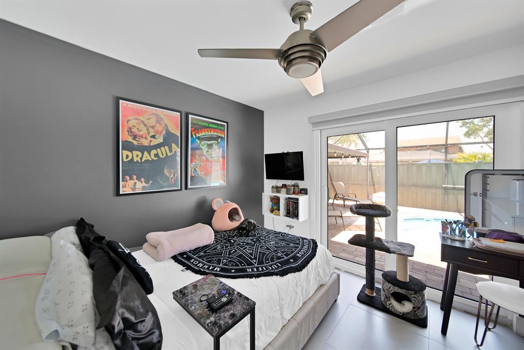 BOCA GARDENS - Residential