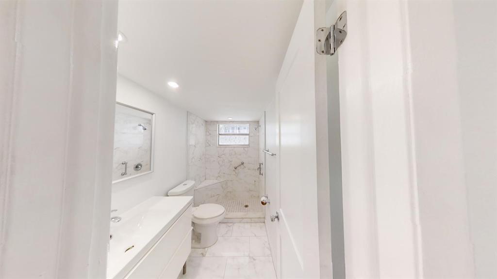 ROYAL PARK GARDENS - Residential Lease