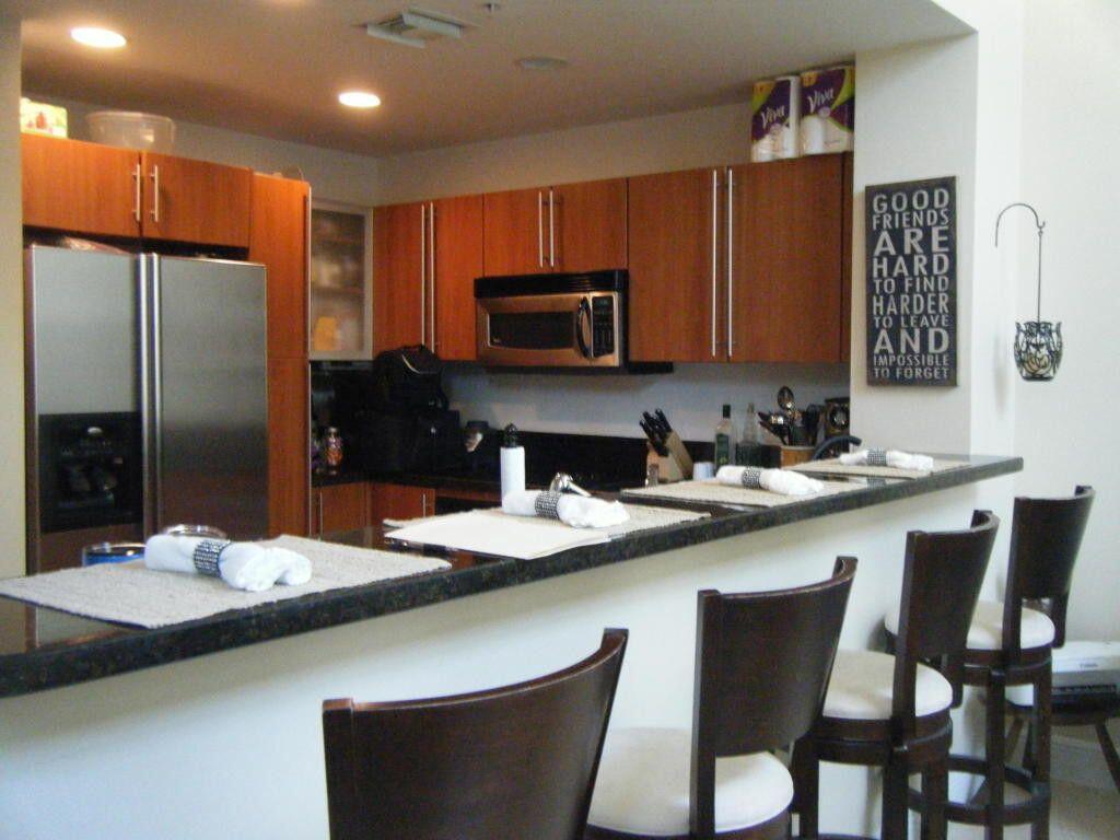 610 CLEMATIS CONDO - Residential