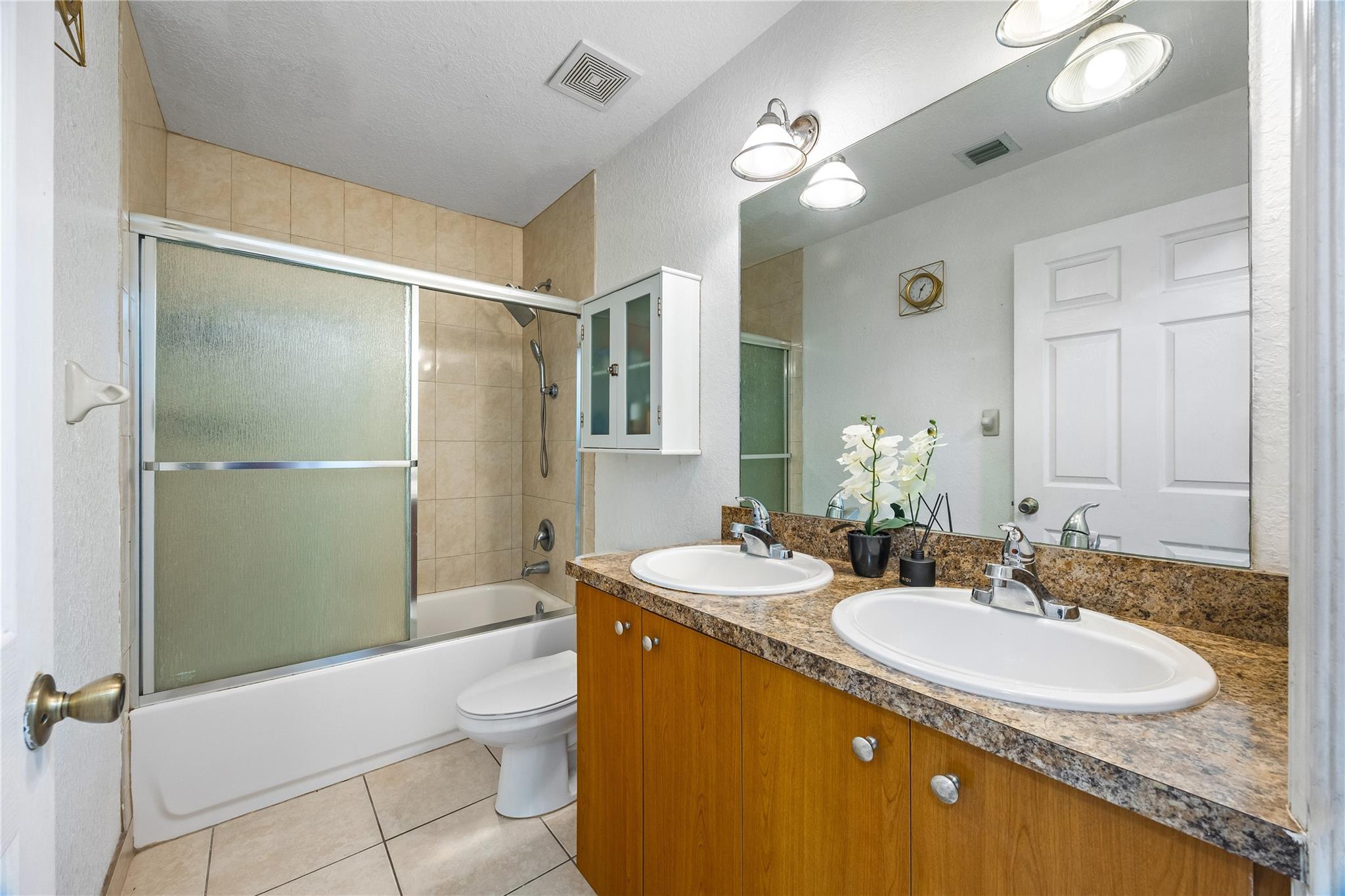 Sunshine Villas First Add - Residential