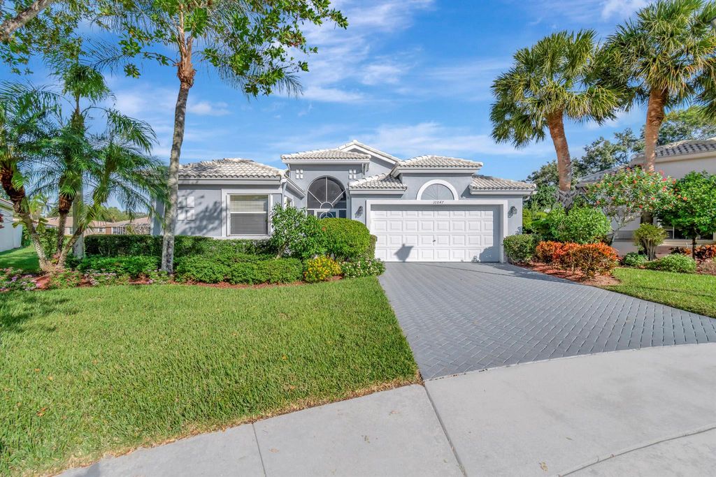 Photo of 10847 Crystal Key Lane, Boynton Beach, FL 33437 (MLS # R10941229)