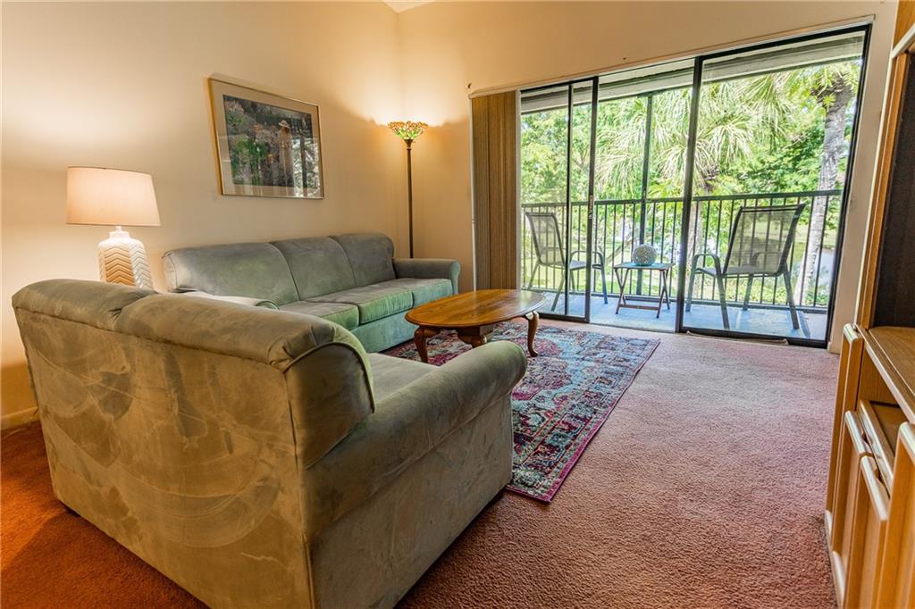 POND APPLE PLACE IV - Residential