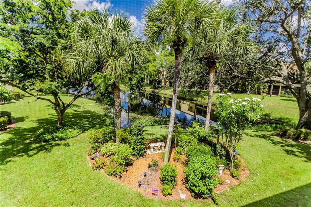 POND APPLE PLACE IV - Residential