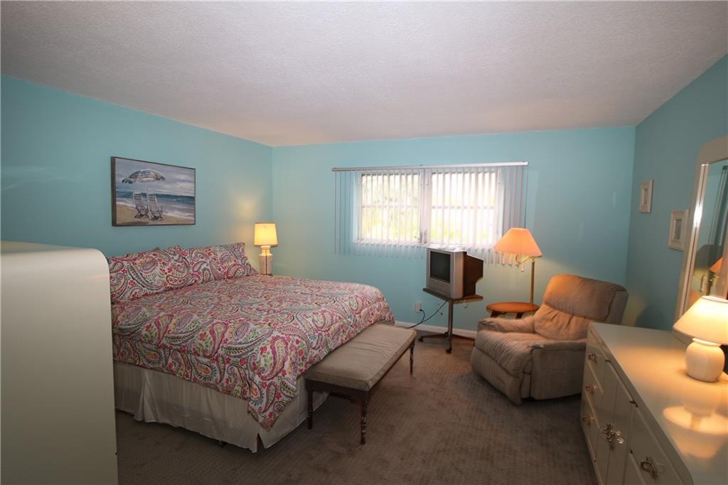 CASTLE APTS # 11 CONDO - Residential