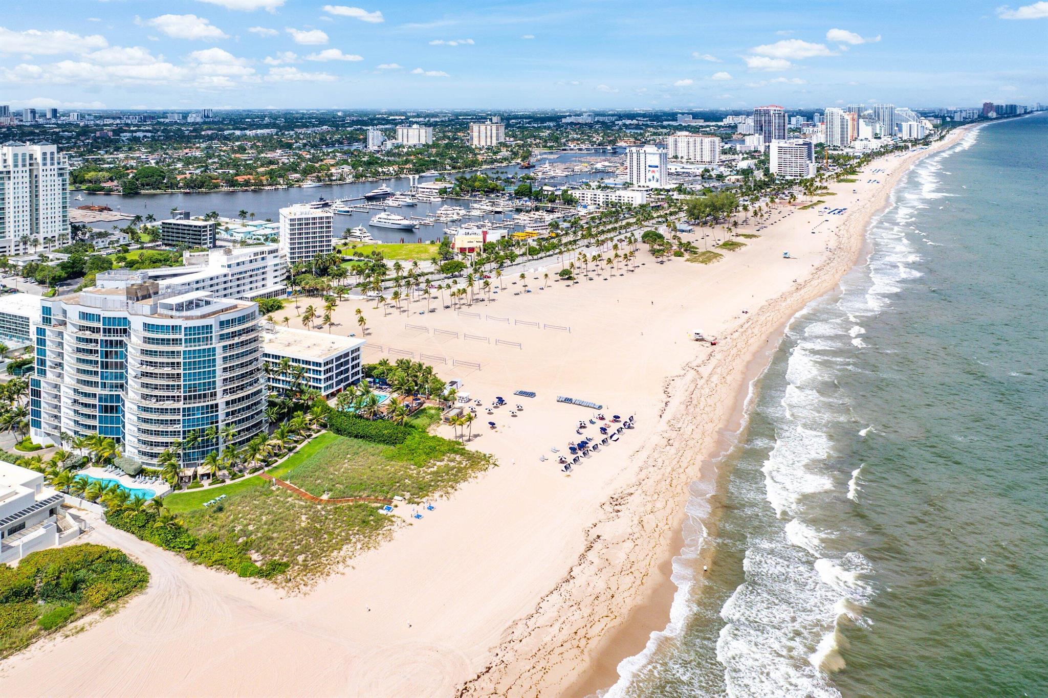 COCONUT GROVE RESIDENCES - Residential