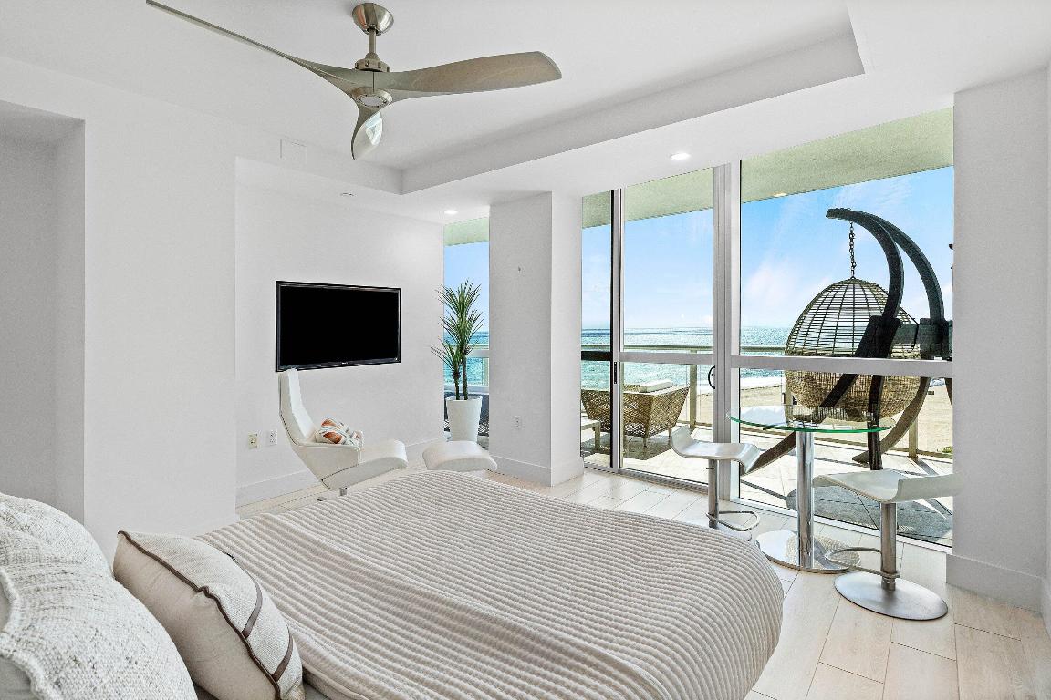 COCONUT GROVE RESIDENCES ON FORT LAUDERDALE BEACH - Residential