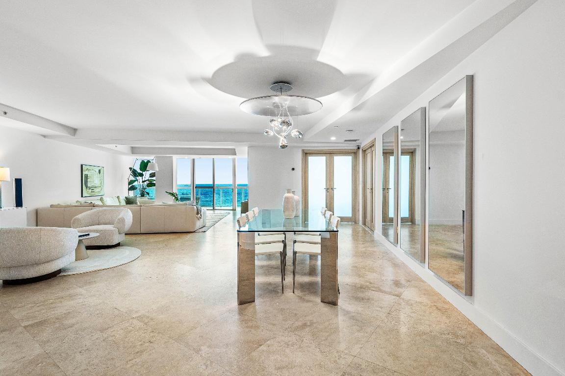 COCONUT GROVE RESIDENCES ON FORT LAUDERDALE BEACH - Residential