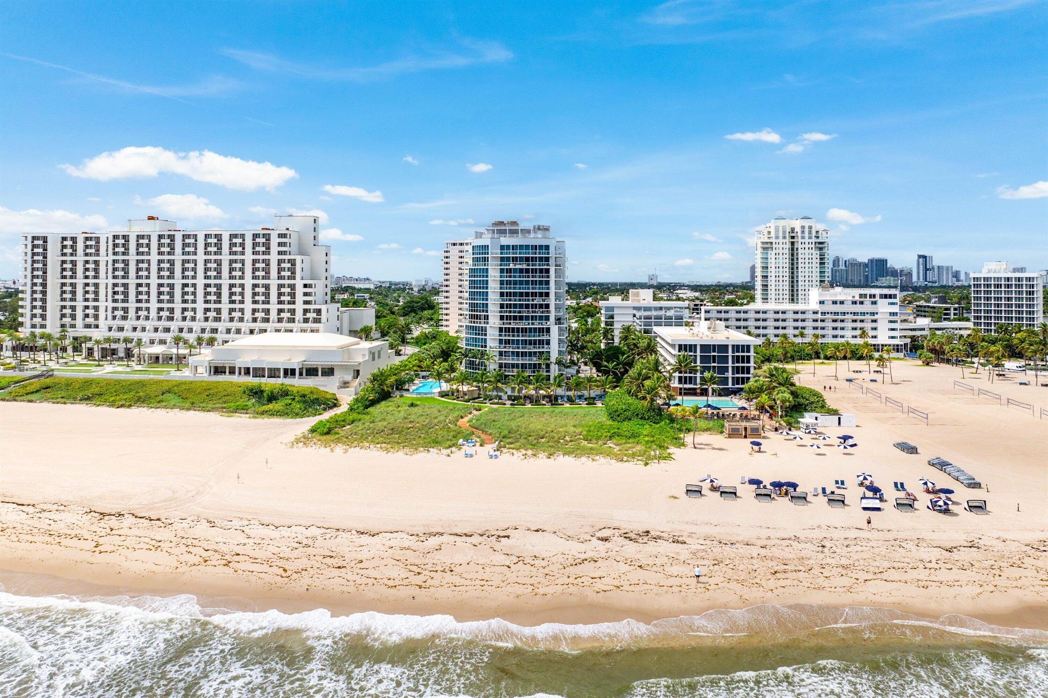 COCONUT GROVE RESIDENCES - Residential