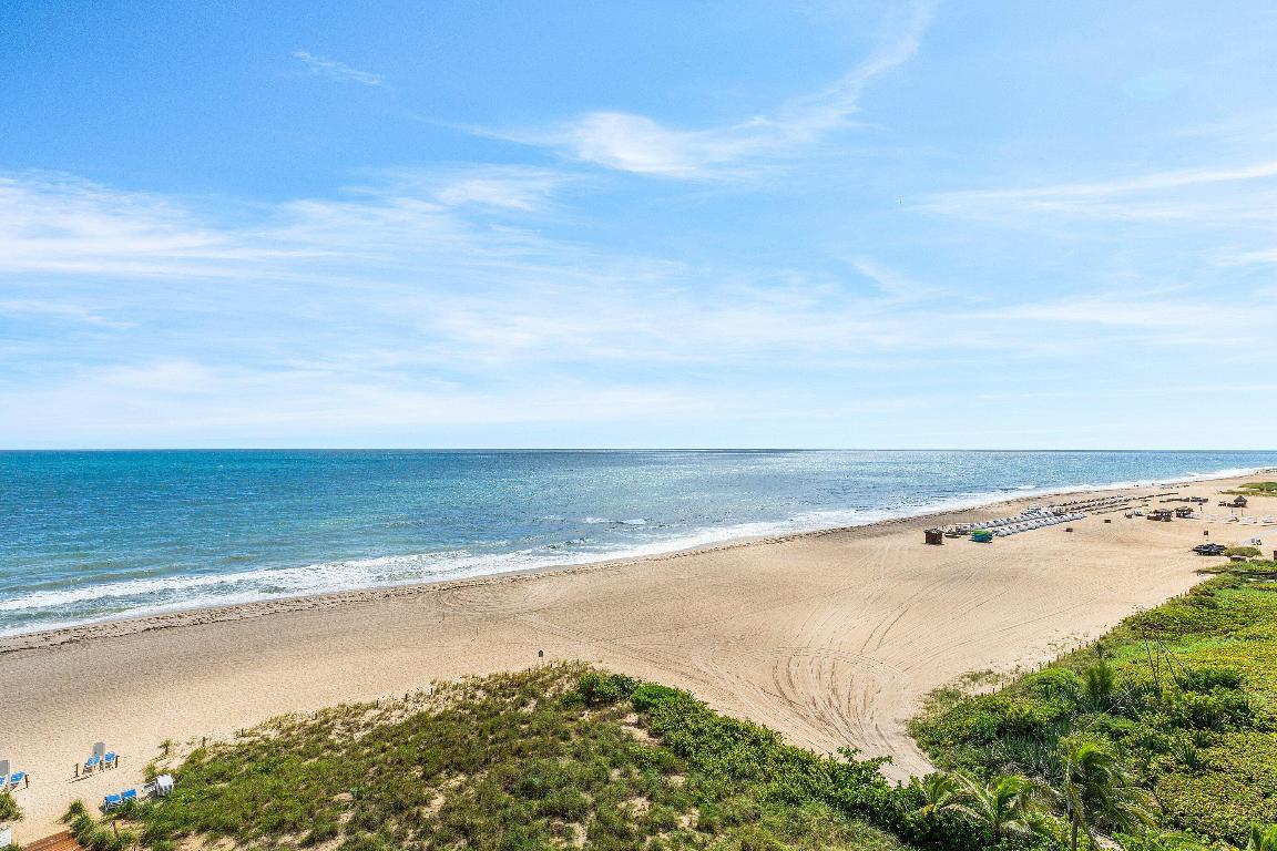COCONUT GROVE RESIDENCES ON FORT LAUDERDALE BEACH - Residential