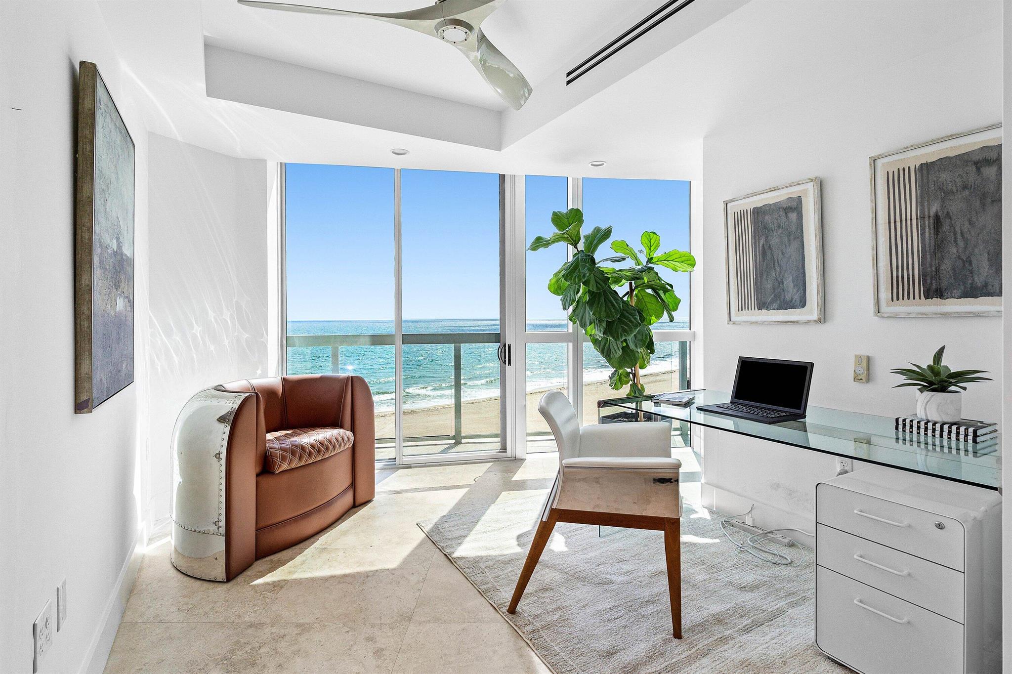 COCONUT GROVE RESIDENCES - Residential