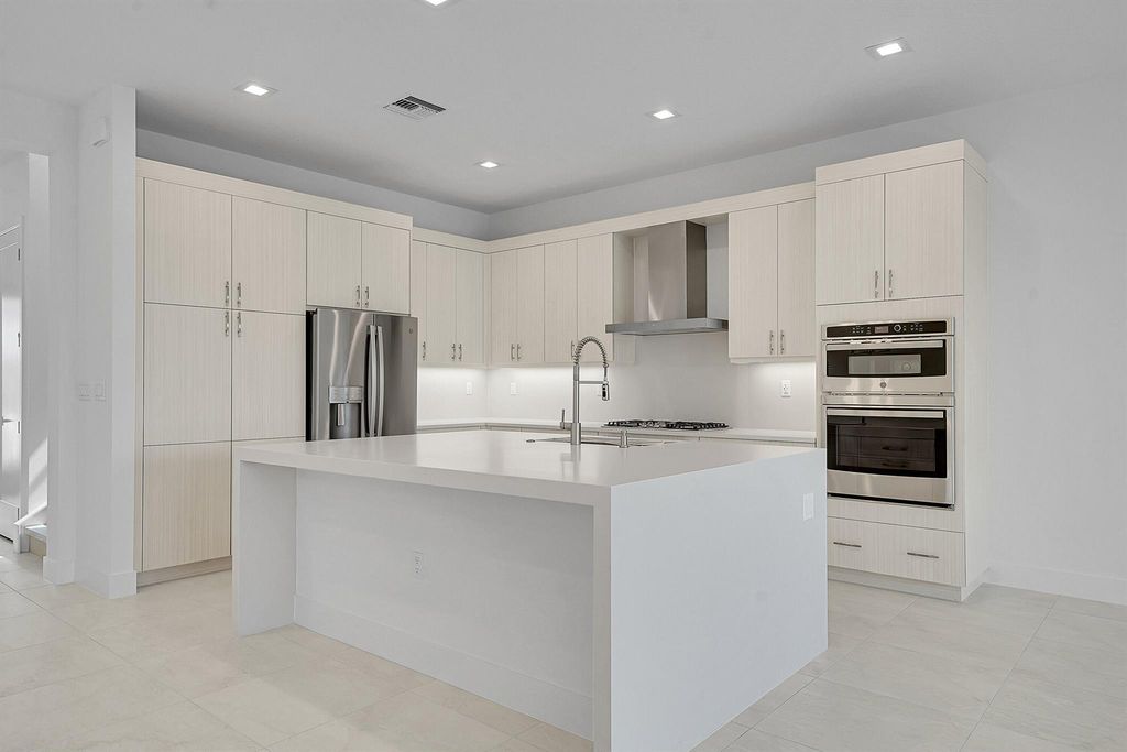 Photo of 13013 Feathering Way, Palm Beach Gardens, FL 33412 (MLS # R11077109)