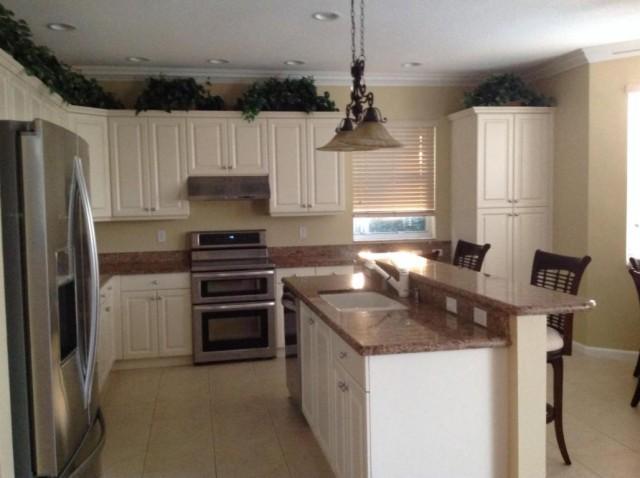 OLYMPIA 2 - Residential Lease