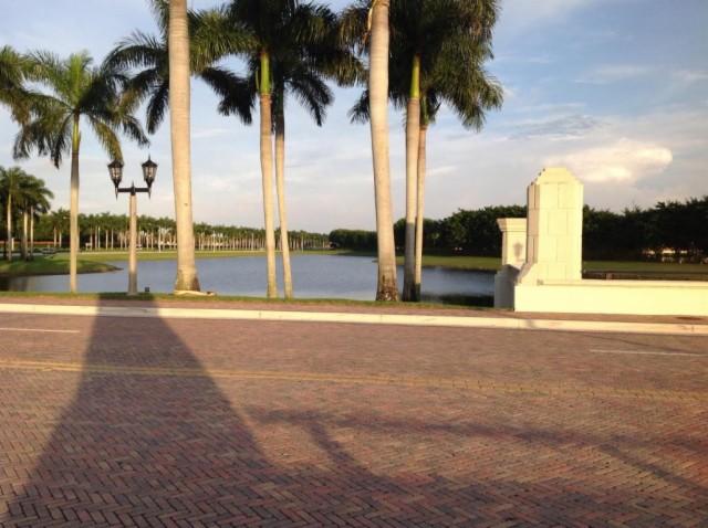 OLYMPIA 2 - Residential Lease